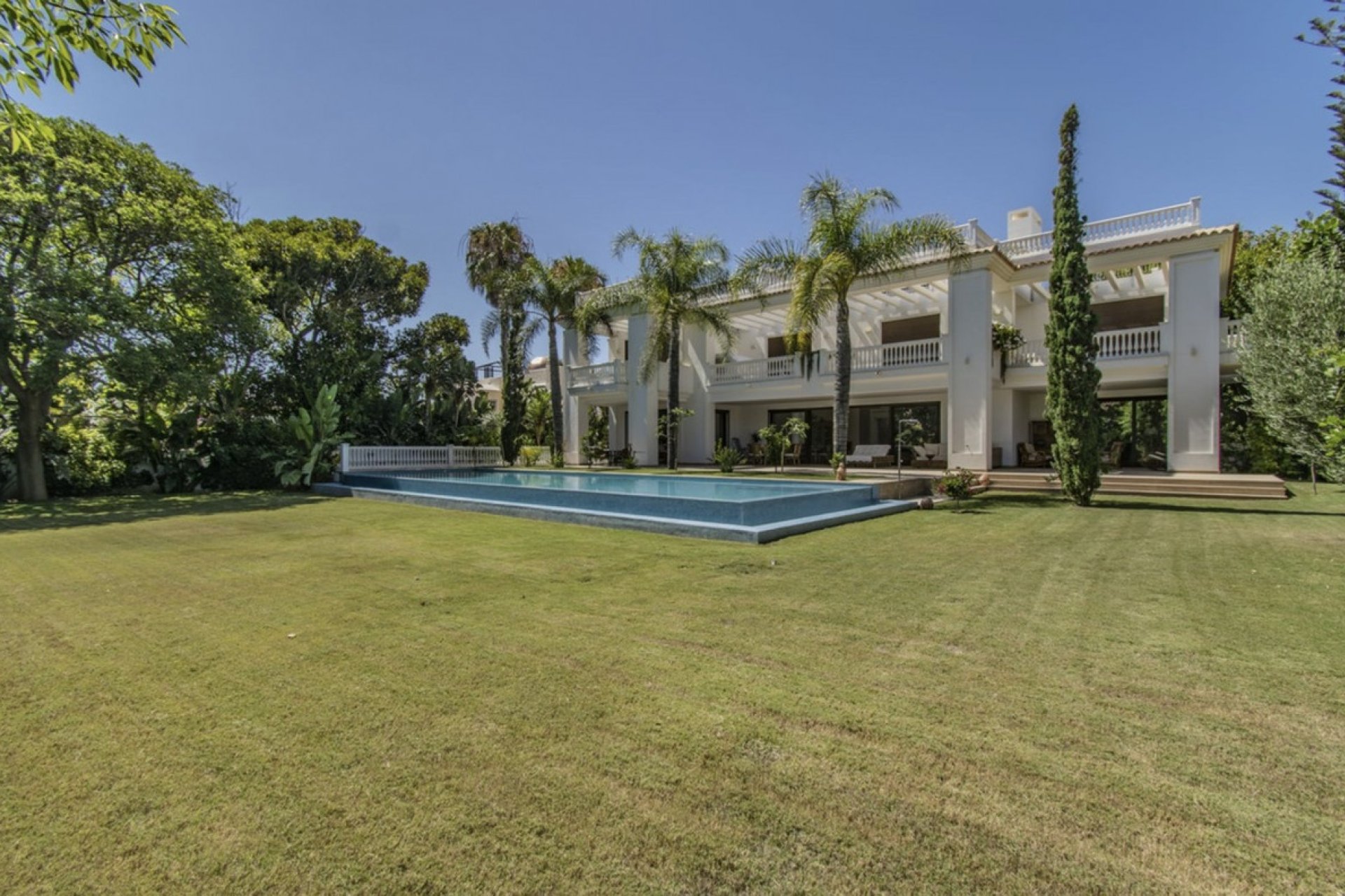 Wiederverkauf - Villa - Marbella - Guadalmina Baja