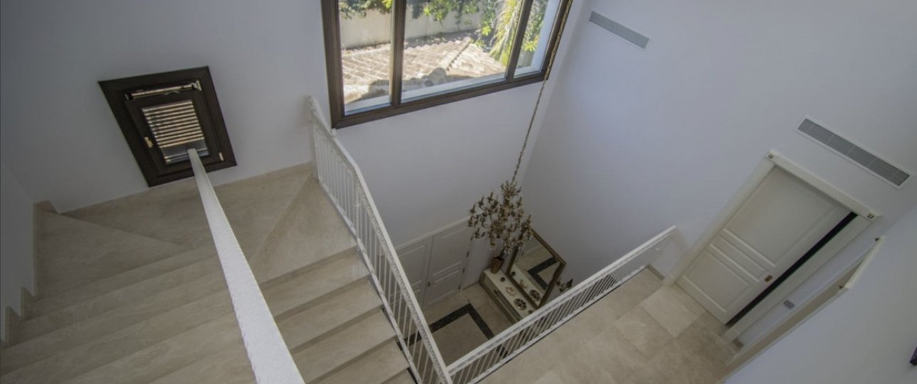 Wiederverkauf - Villa - Marbella - Guadalmina Baja