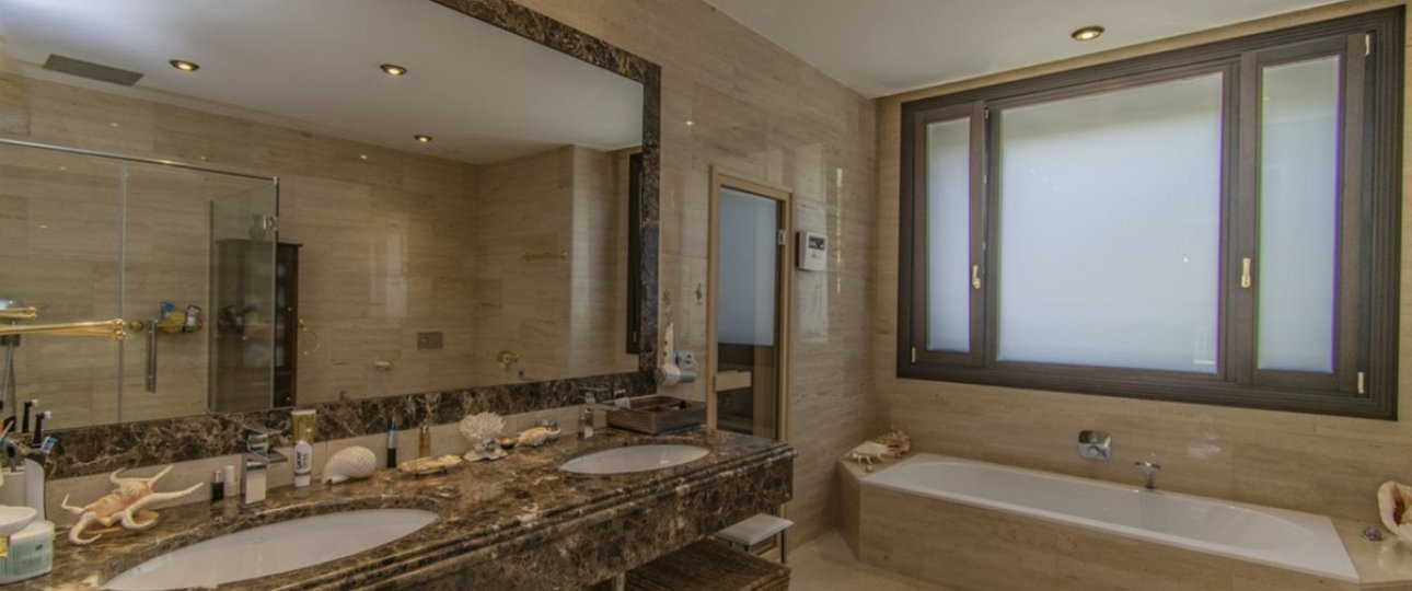 Wiederverkauf - Villa - Marbella - Guadalmina Baja