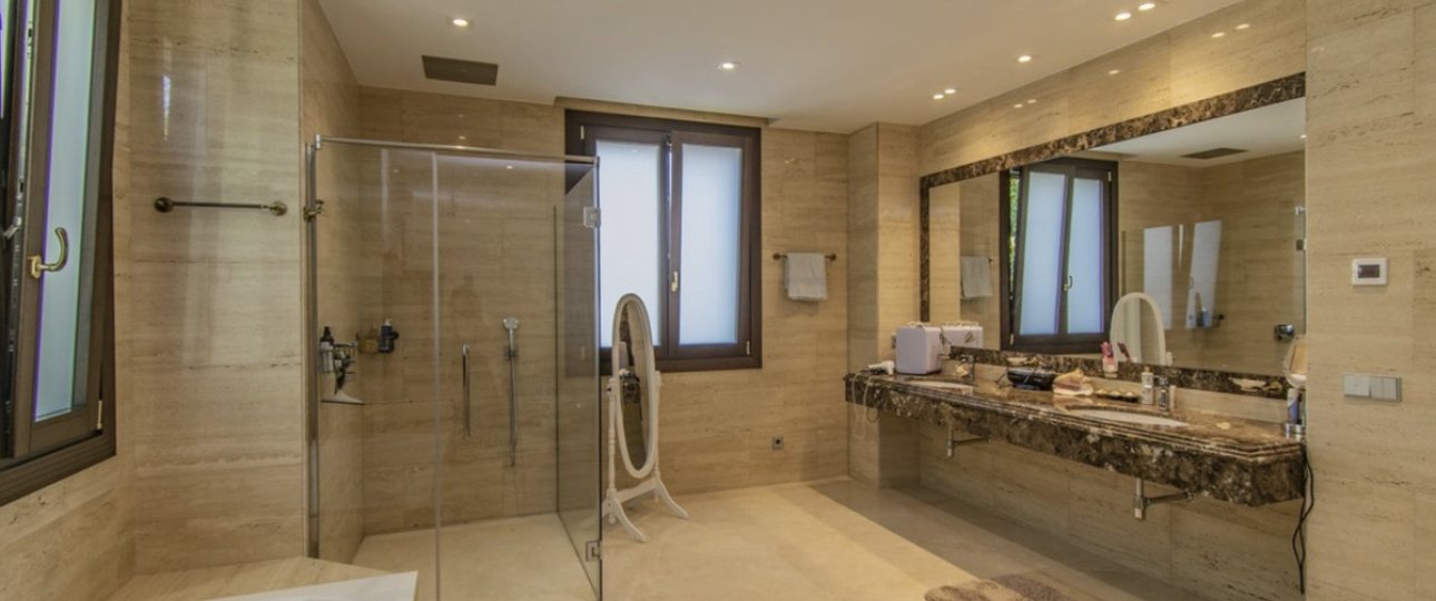Wiederverkauf - Villa - Marbella - Guadalmina Baja