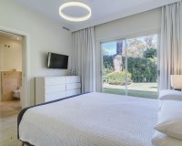 Wiederverkauf - Villa - Marbella - Guadalmina Baja