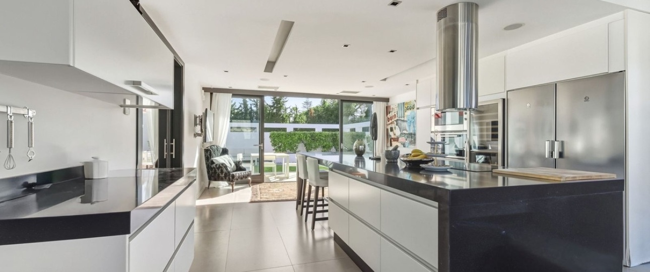 Wiederverkauf - Villa - Marbella - Guadalmina Baja