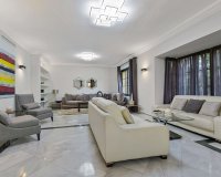 Wiederverkauf - Villa - Marbella - Guadalmina Baja