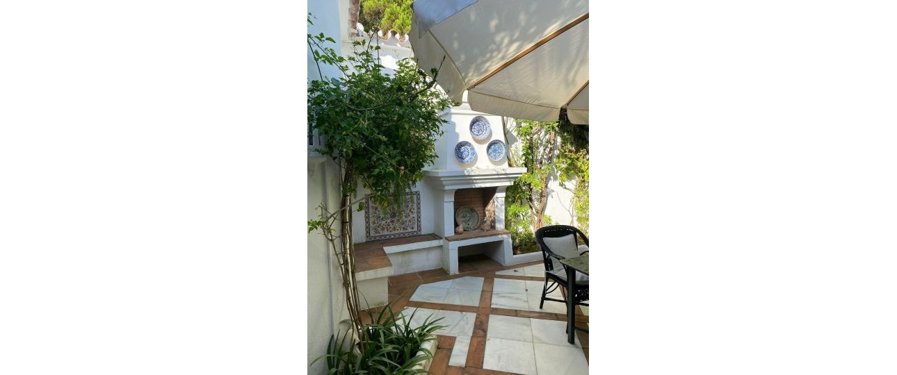 Wiederverkauf - Villa - Marbella - Guadalmina Baja