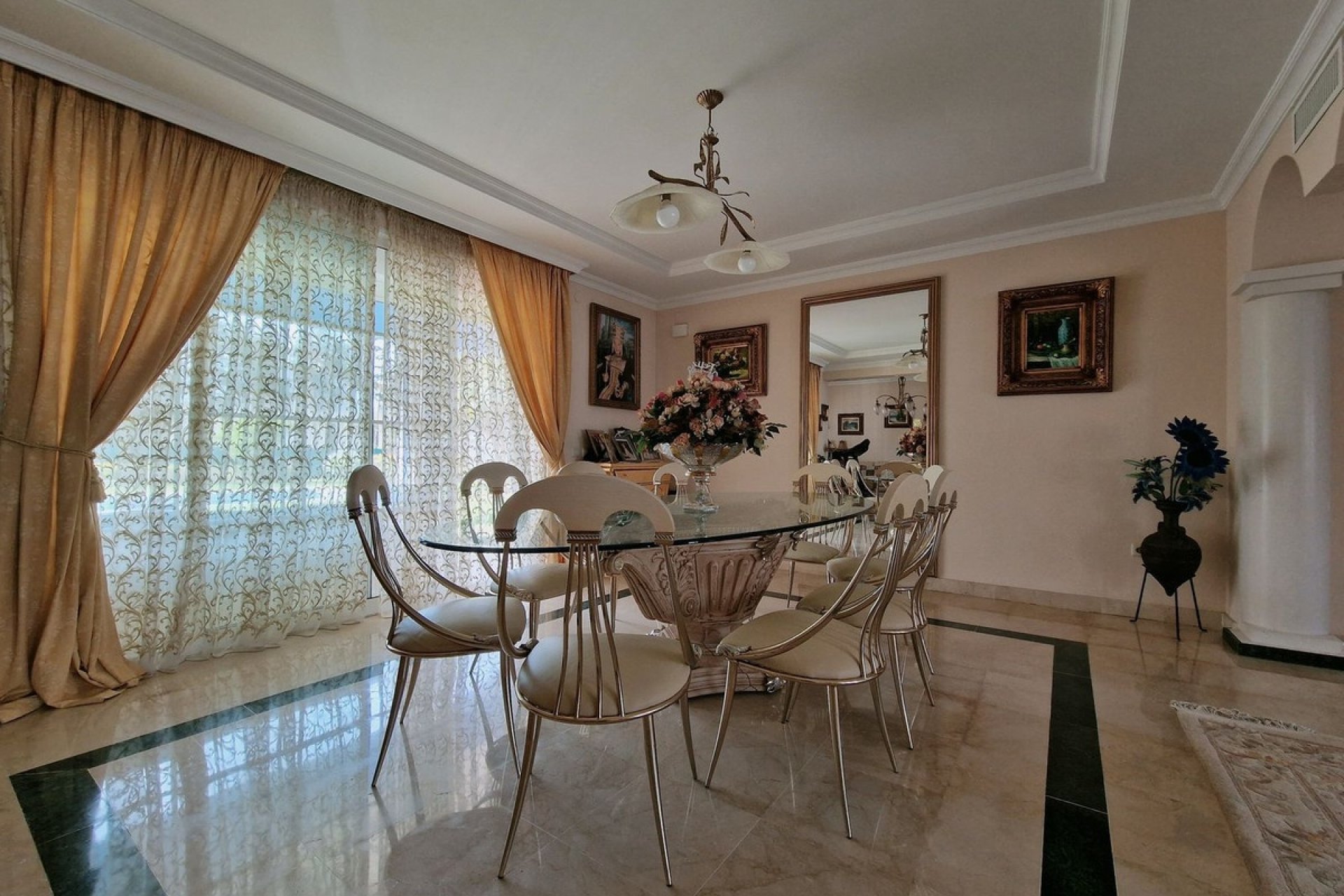 Wiederverkauf - Villa - Marbella - Guadalmina Baja
