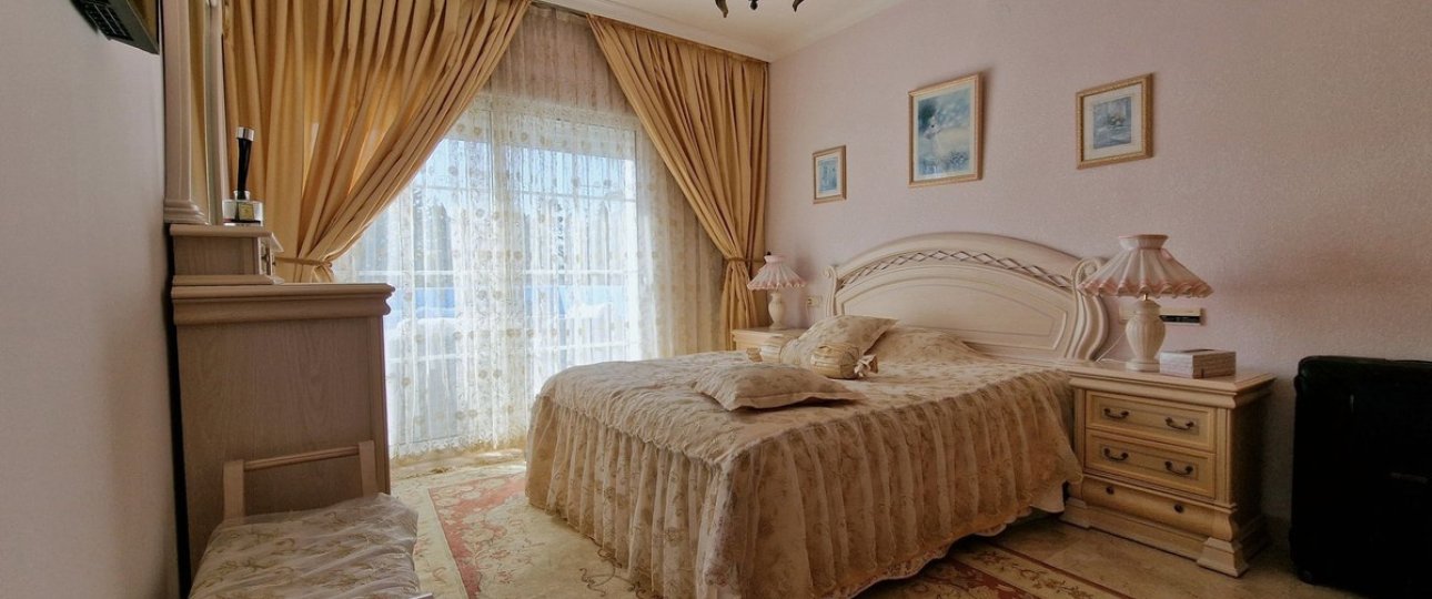 Wiederverkauf - Villa - Marbella - Guadalmina Baja