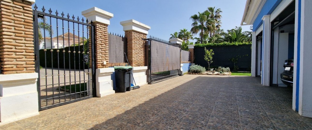 Wiederverkauf - Villa - Marbella - Guadalmina Baja
