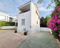 Wiederverkauf - Villa - Marbella - Guadalmina Baja