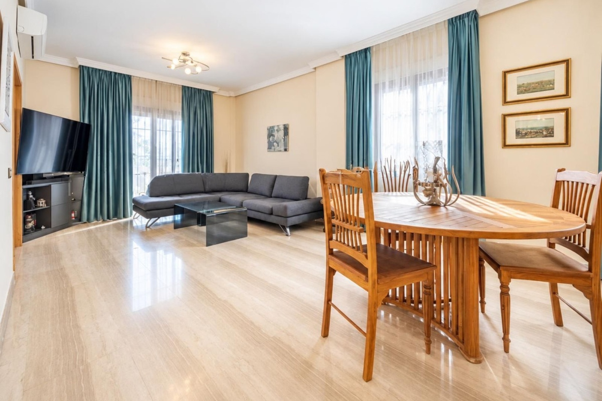 Wiederverkauf - Villa - Marbella - Guadalmina Baja