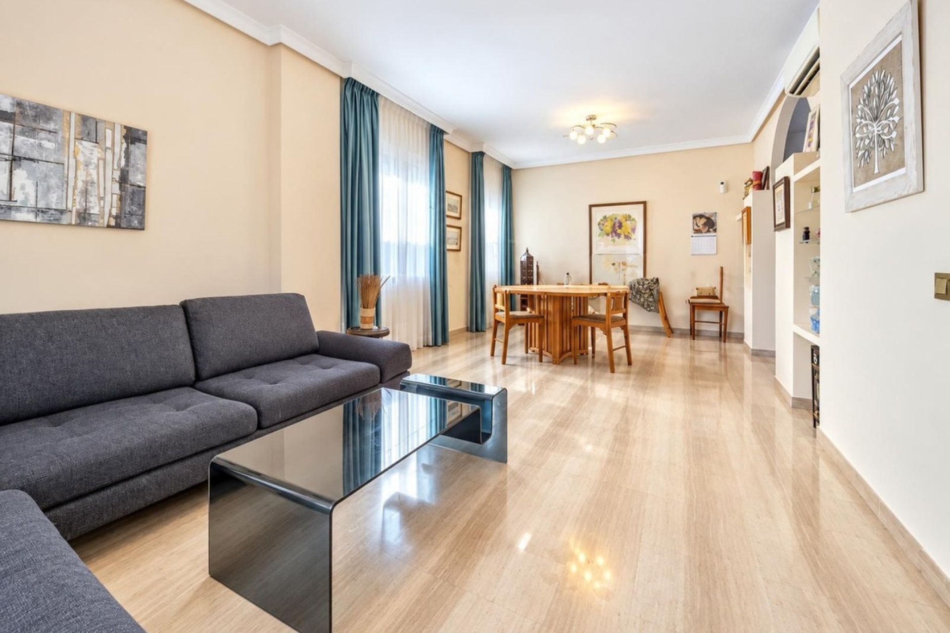 Wiederverkauf - Villa - Marbella - Guadalmina Baja