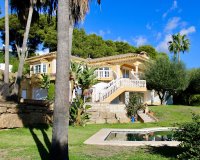 Wiederverkauf - Villa - Marbella - Hacienda Las Chapas