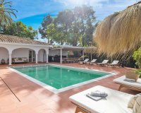 Wiederverkauf - Villa - Marbella - Hacienda Las Chapas