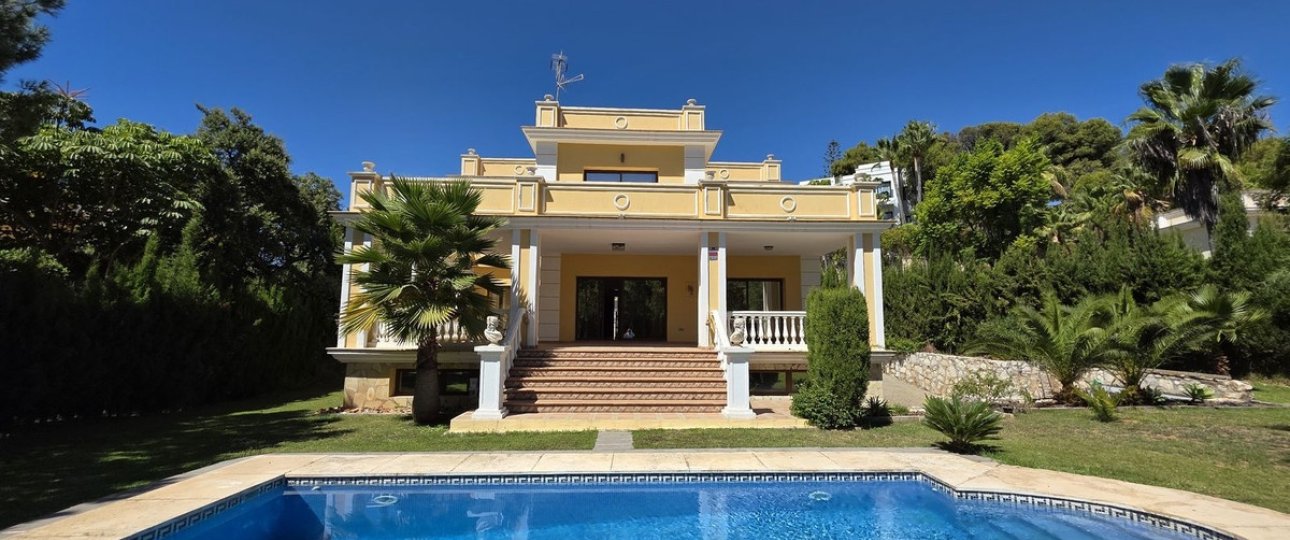 Wiederverkauf - Villa - Marbella - Hacienda Las Chapas