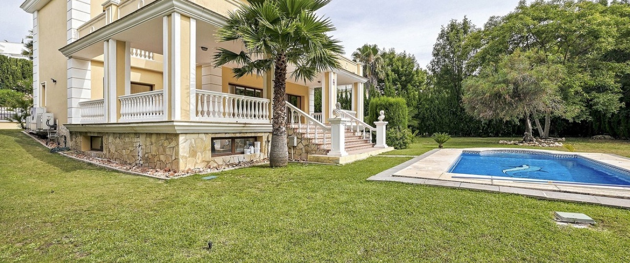 Wiederverkauf - Villa - Marbella - Hacienda Las Chapas