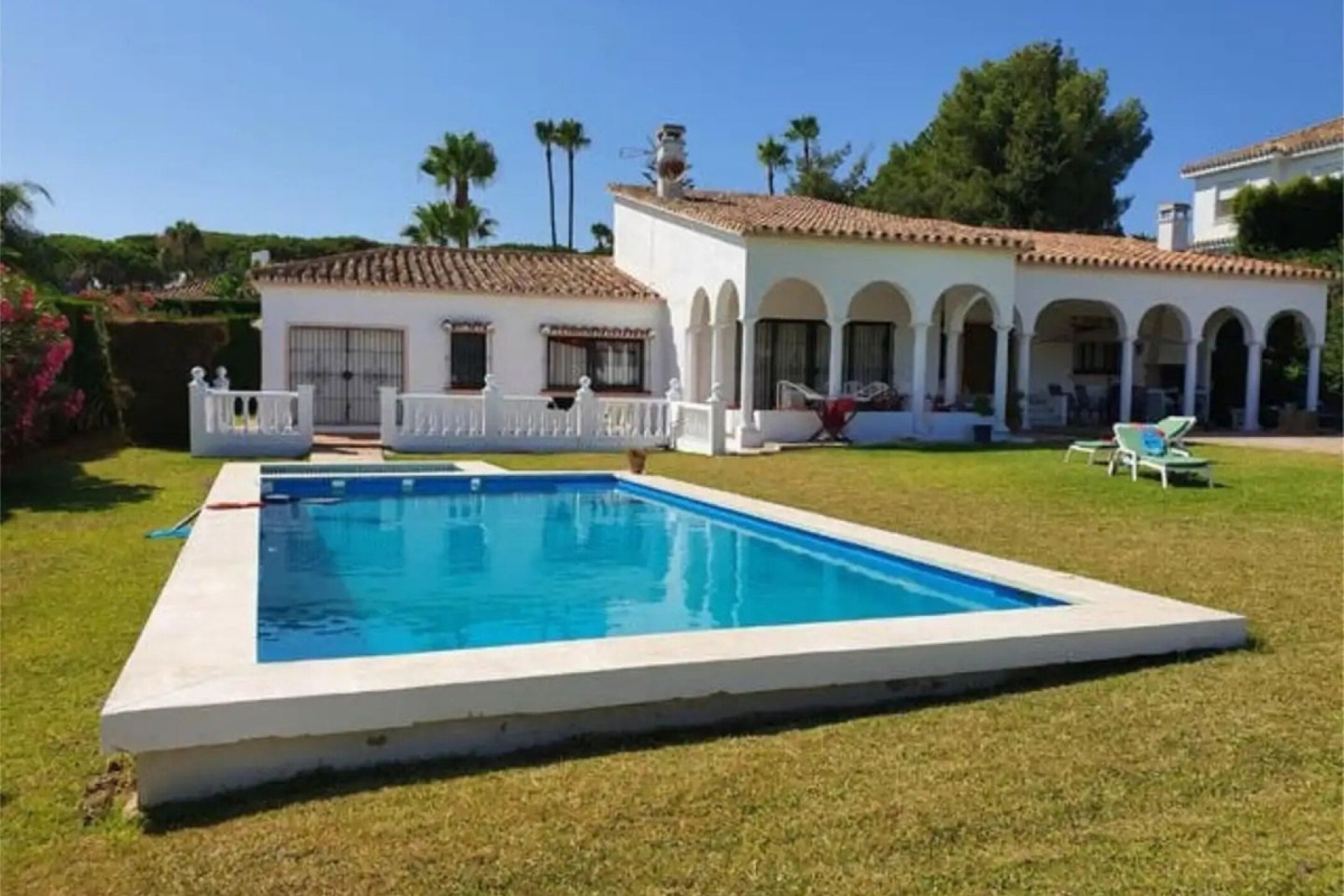 Wiederverkauf - Villa - Marbella - Hacienda Las Chapas