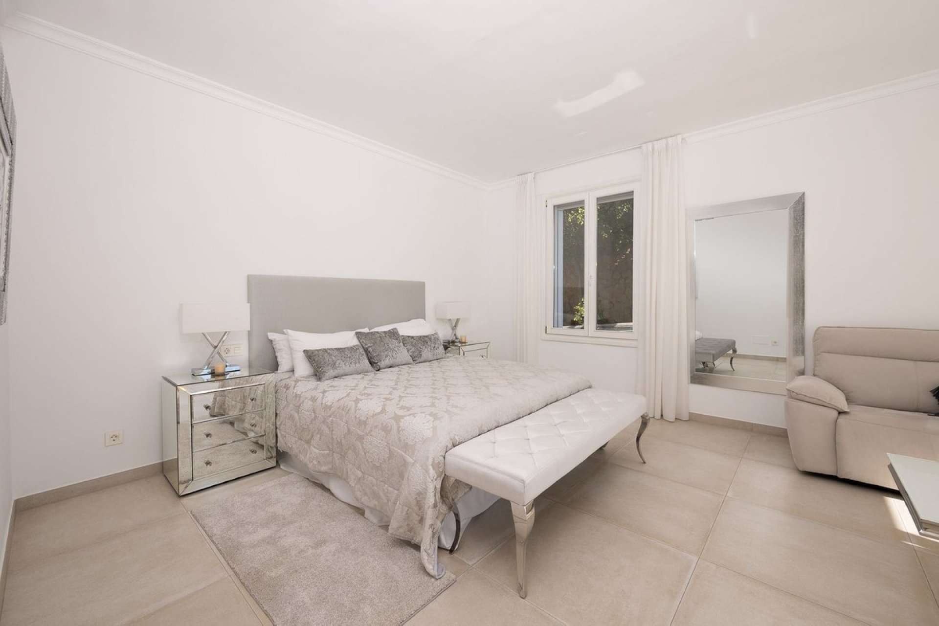 Wiederverkauf - Villa - Marbella - Hacienda Las Chapas