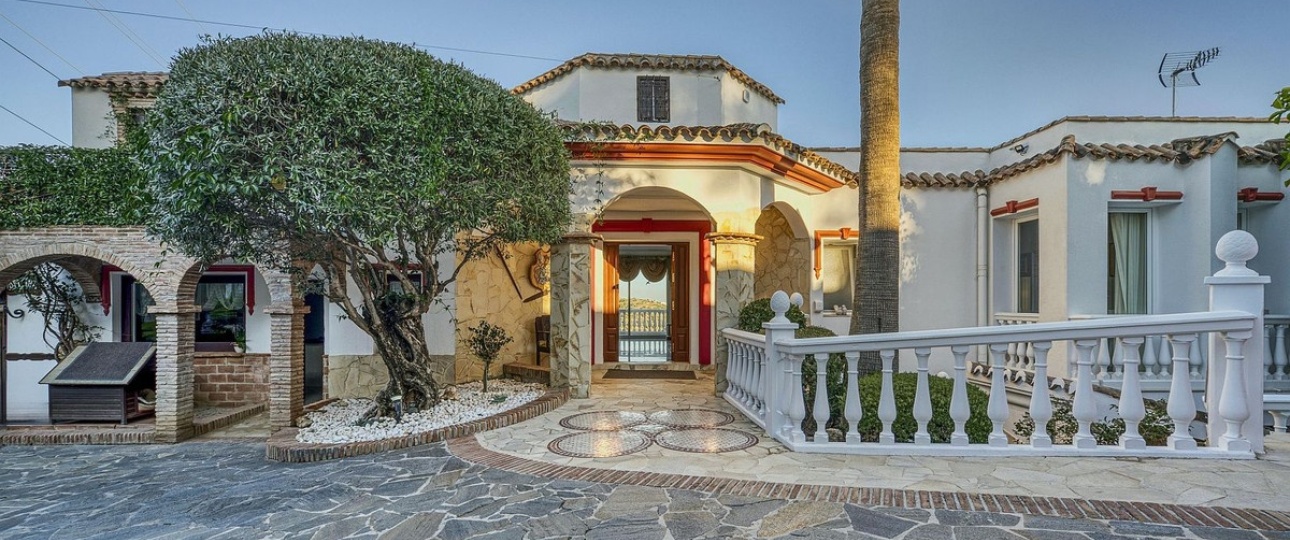 Wiederverkauf - Villa - Marbella - Hacienda Las Chapas