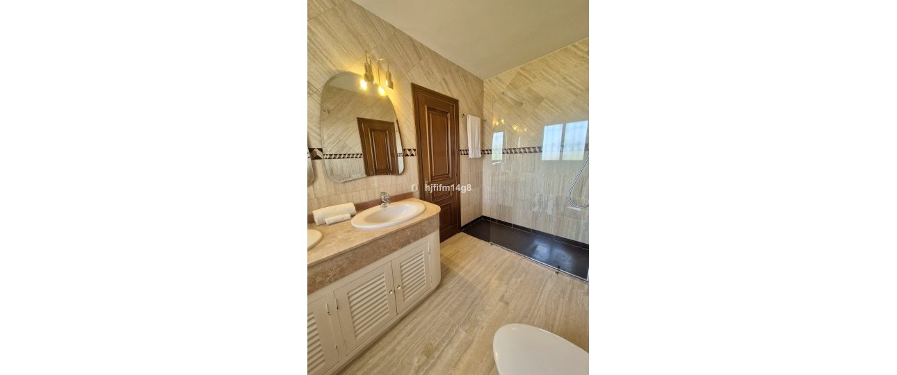 Wiederverkauf - Villa - Marbella - La Campana