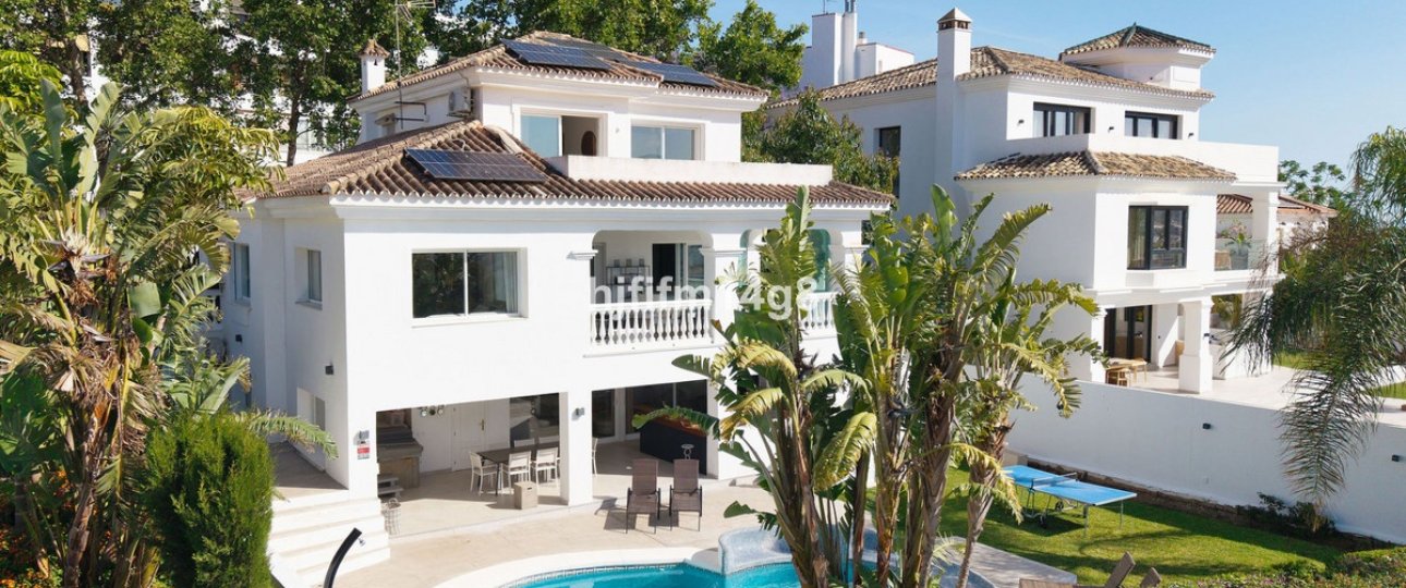 Wiederverkauf - Villa - Marbella - La Campana