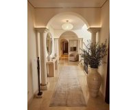 Wiederverkauf - Villa - Marbella - La Mairena