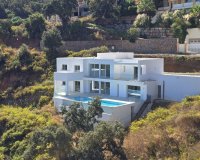 Wiederverkauf - Villa - Marbella - La Mairena