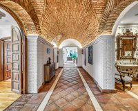 Wiederverkauf - Villa - Marbella - La Mairena