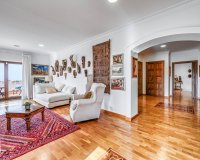 Wiederverkauf - Villa - Marbella - La Mairena