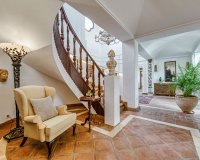Wiederverkauf - Villa - Marbella - La Mairena