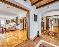 Wiederverkauf - Villa - Marbella - La Mairena