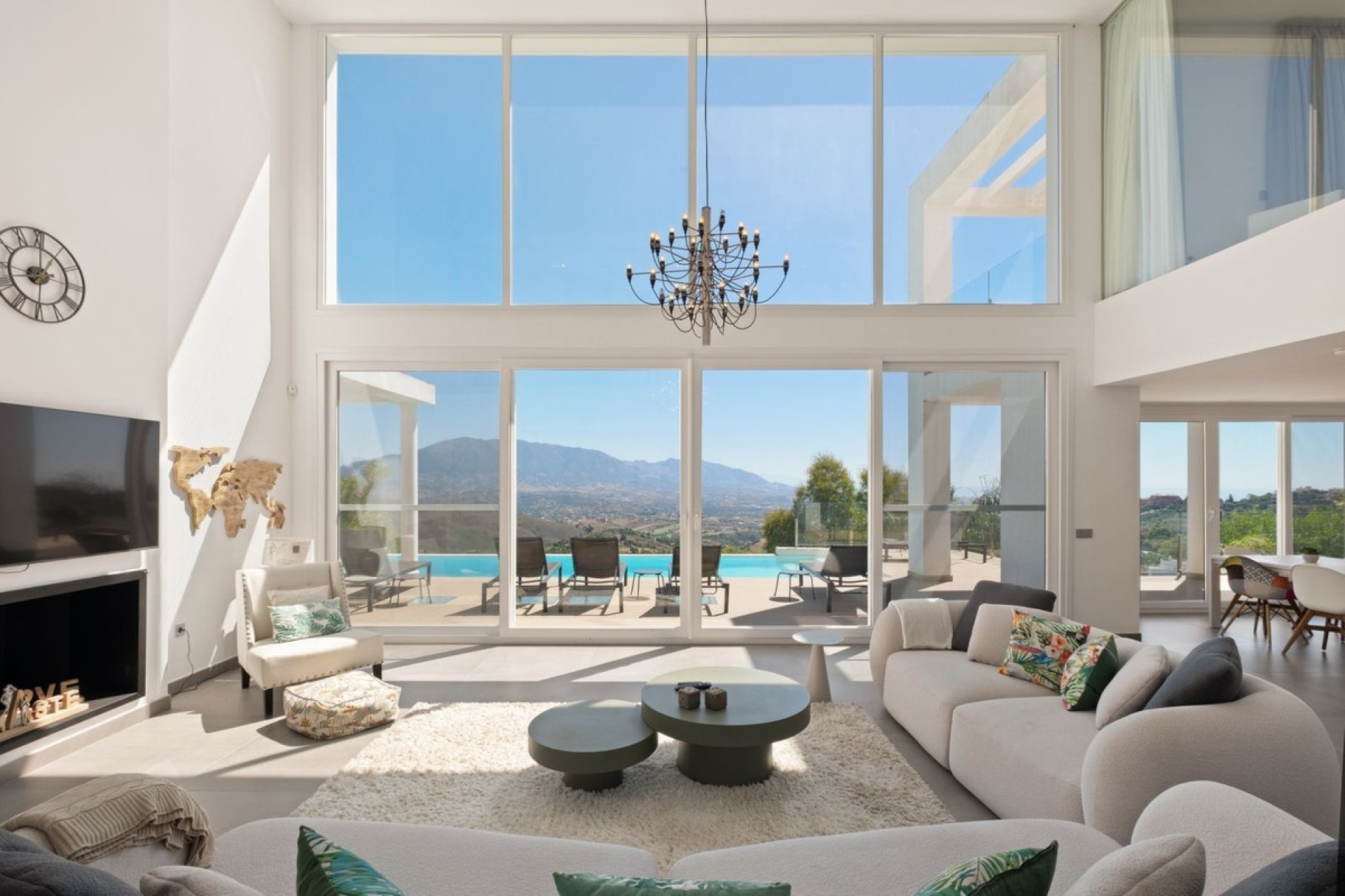 Wiederverkauf - Villa - Marbella - La Mairena