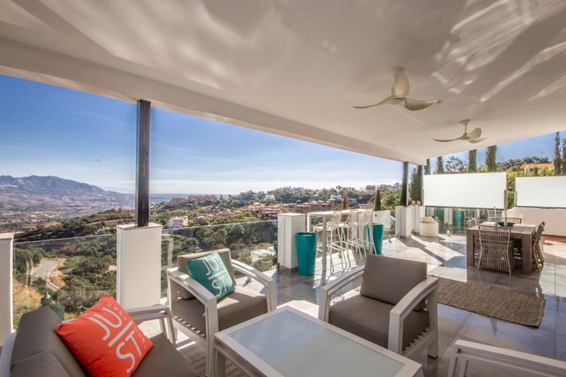 Wiederverkauf - Villa - Marbella - La Mairena