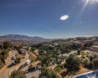 Wiederverkauf - Villa - Marbella - La Mairena