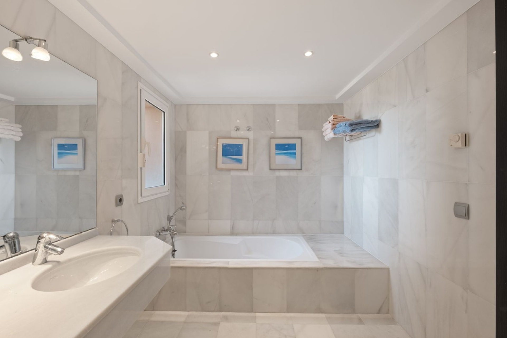 Wiederverkauf - Villa - Marbella - La Mairena