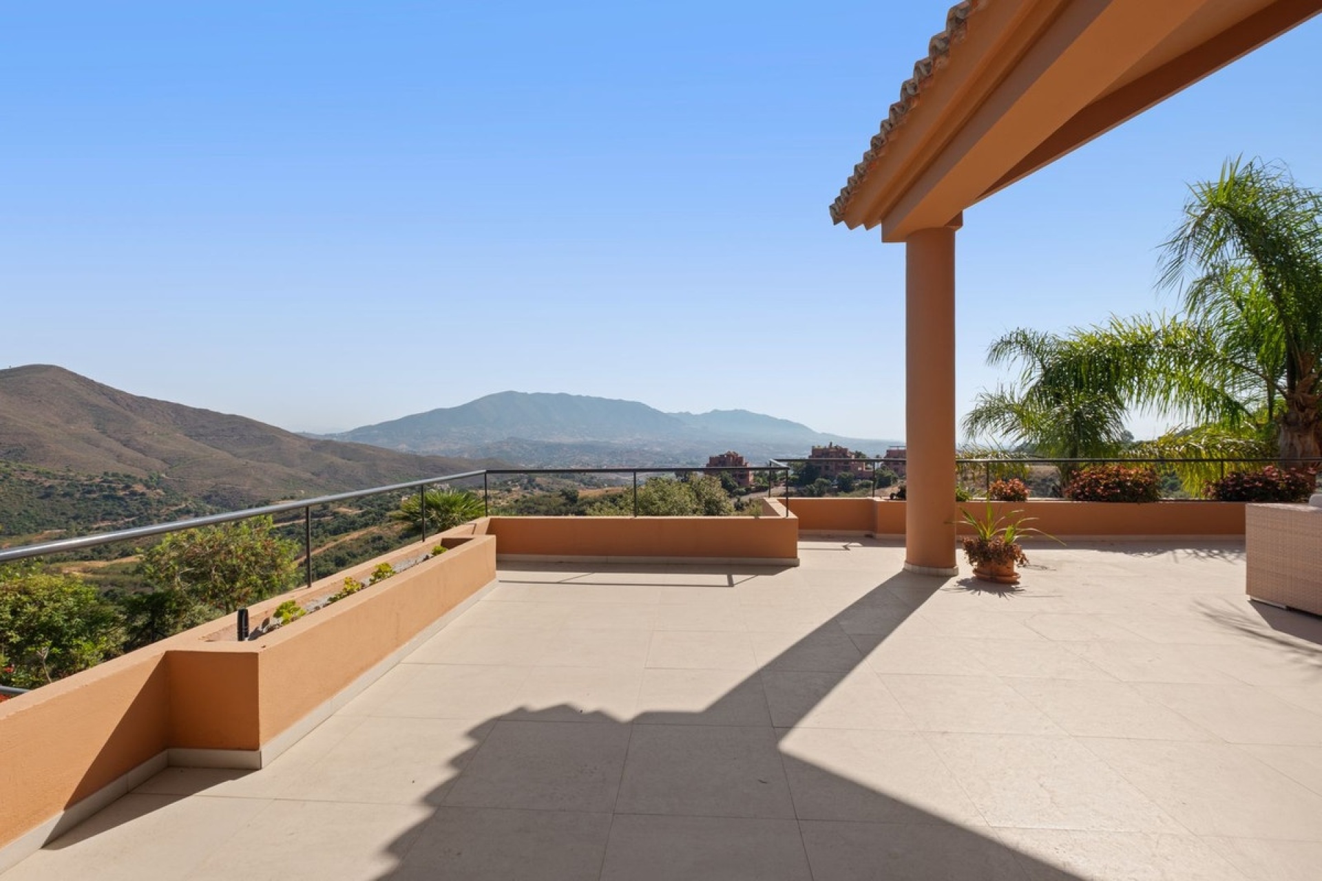 Wiederverkauf - Villa - Marbella - La Mairena