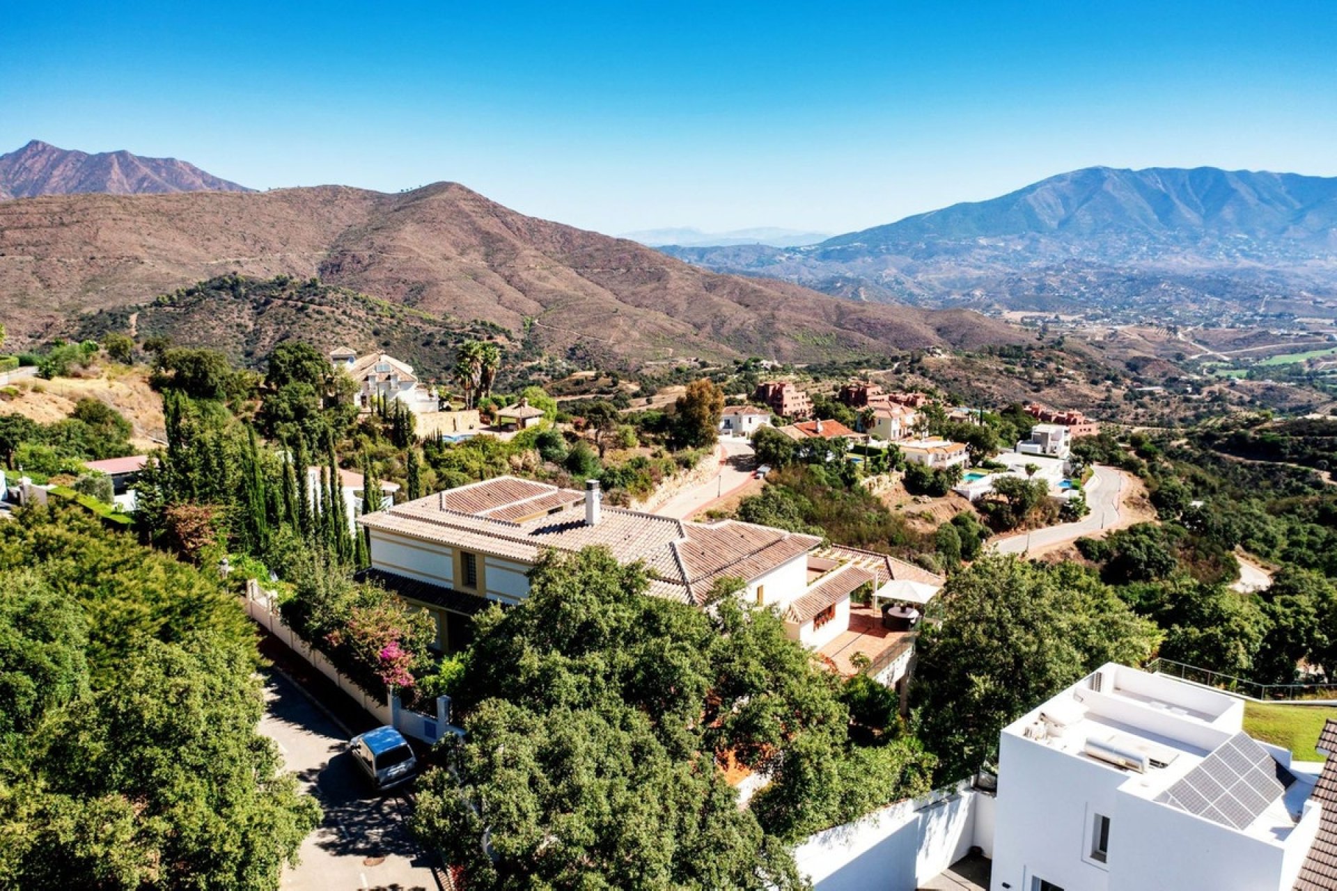 Wiederverkauf - Villa - Marbella - La Mairena