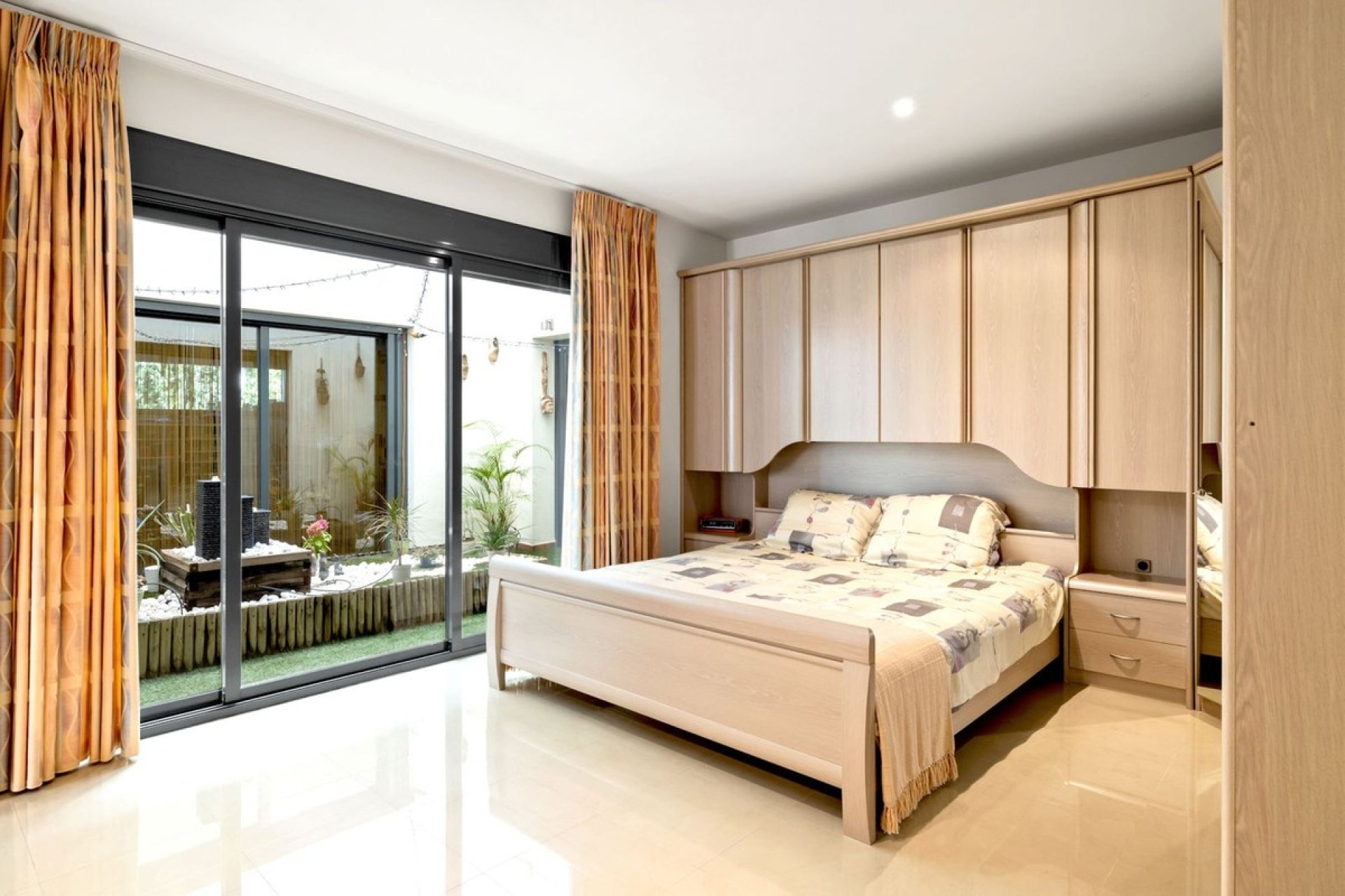 Wiederverkauf - Villa - Marbella - La Mairena