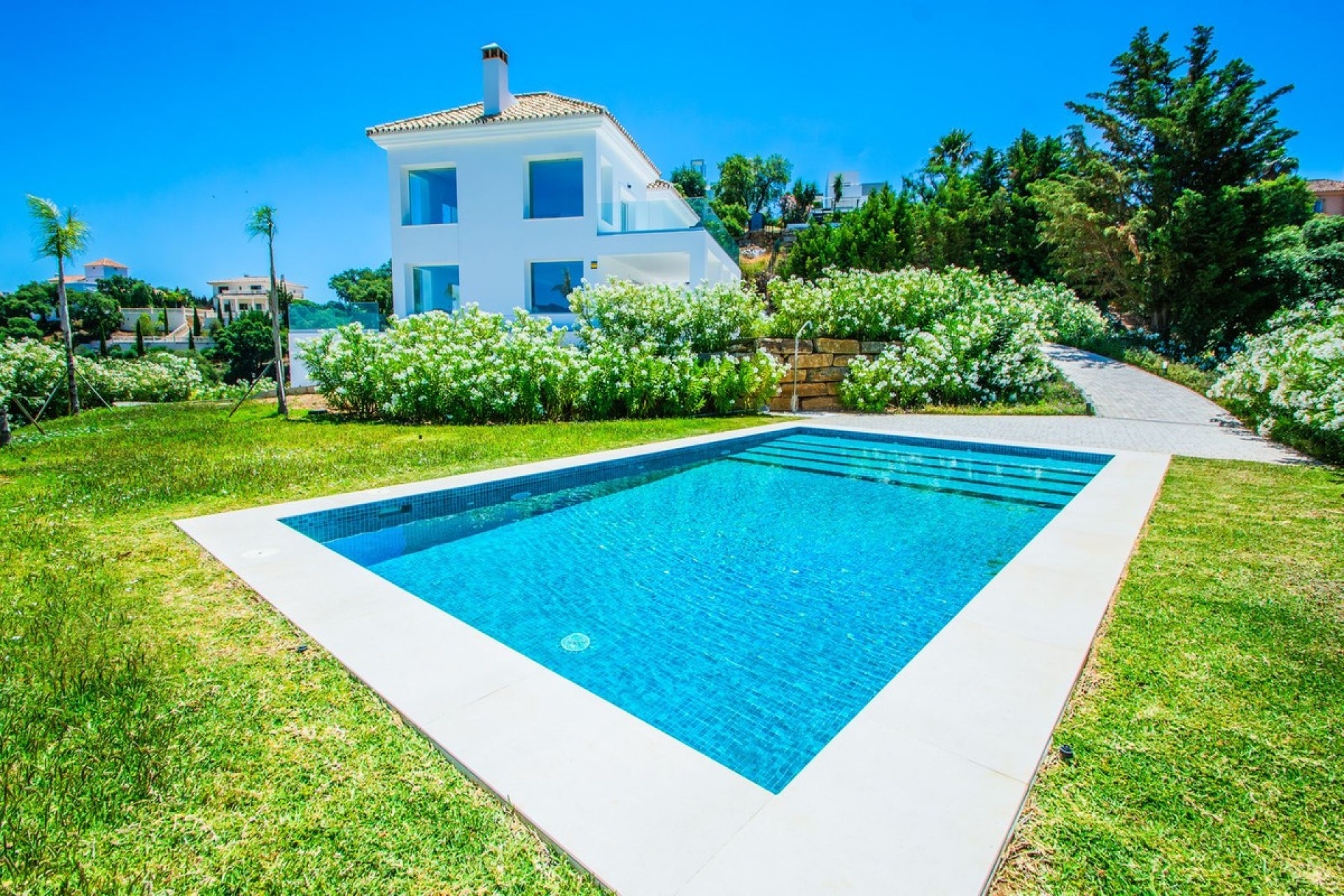 Wiederverkauf - Villa - Marbella - La Mairena