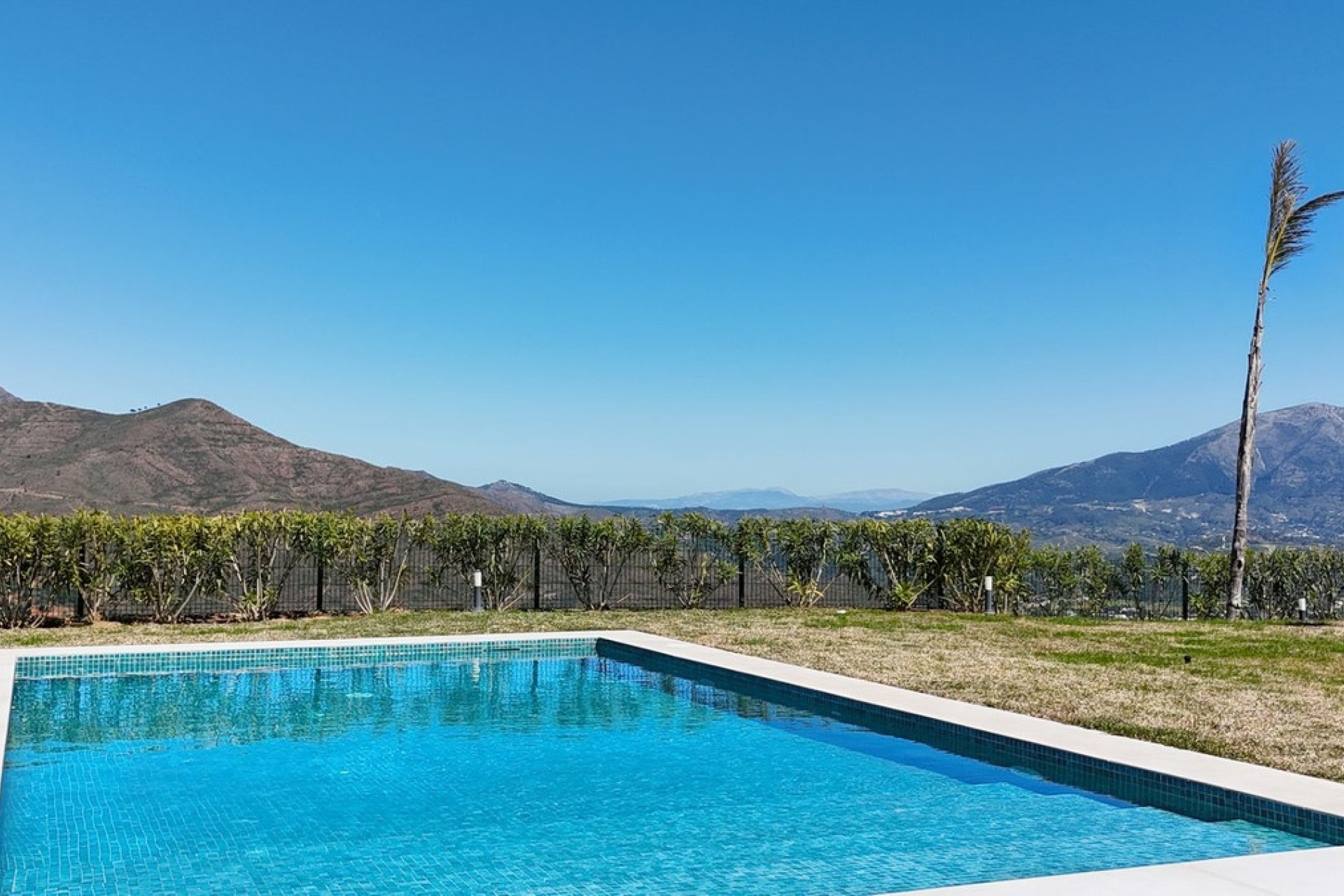 Wiederverkauf - Villa - Marbella - La Mairena