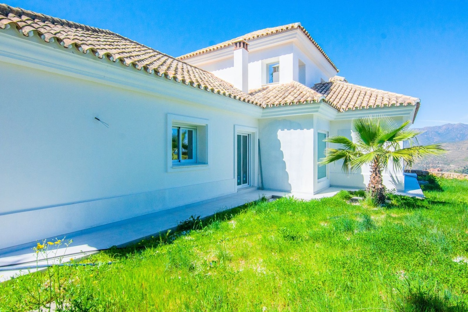 Wiederverkauf - Villa - Marbella - La Mairena