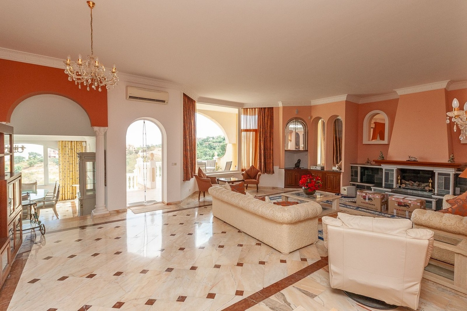 Wiederverkauf - Villa - Marbella - La Mairena
