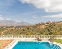 Wiederverkauf - Villa - Marbella - La Mairena