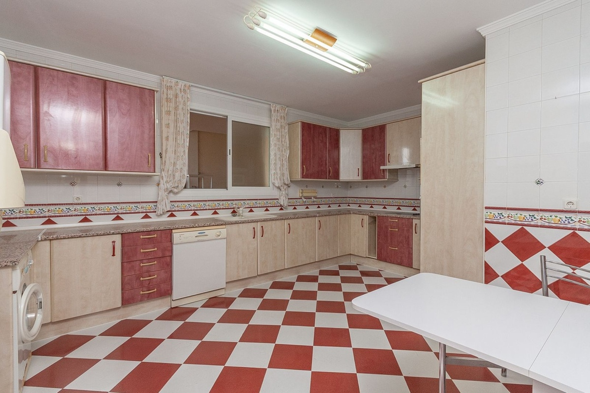 Wiederverkauf - Villa - Marbella - La Mairena