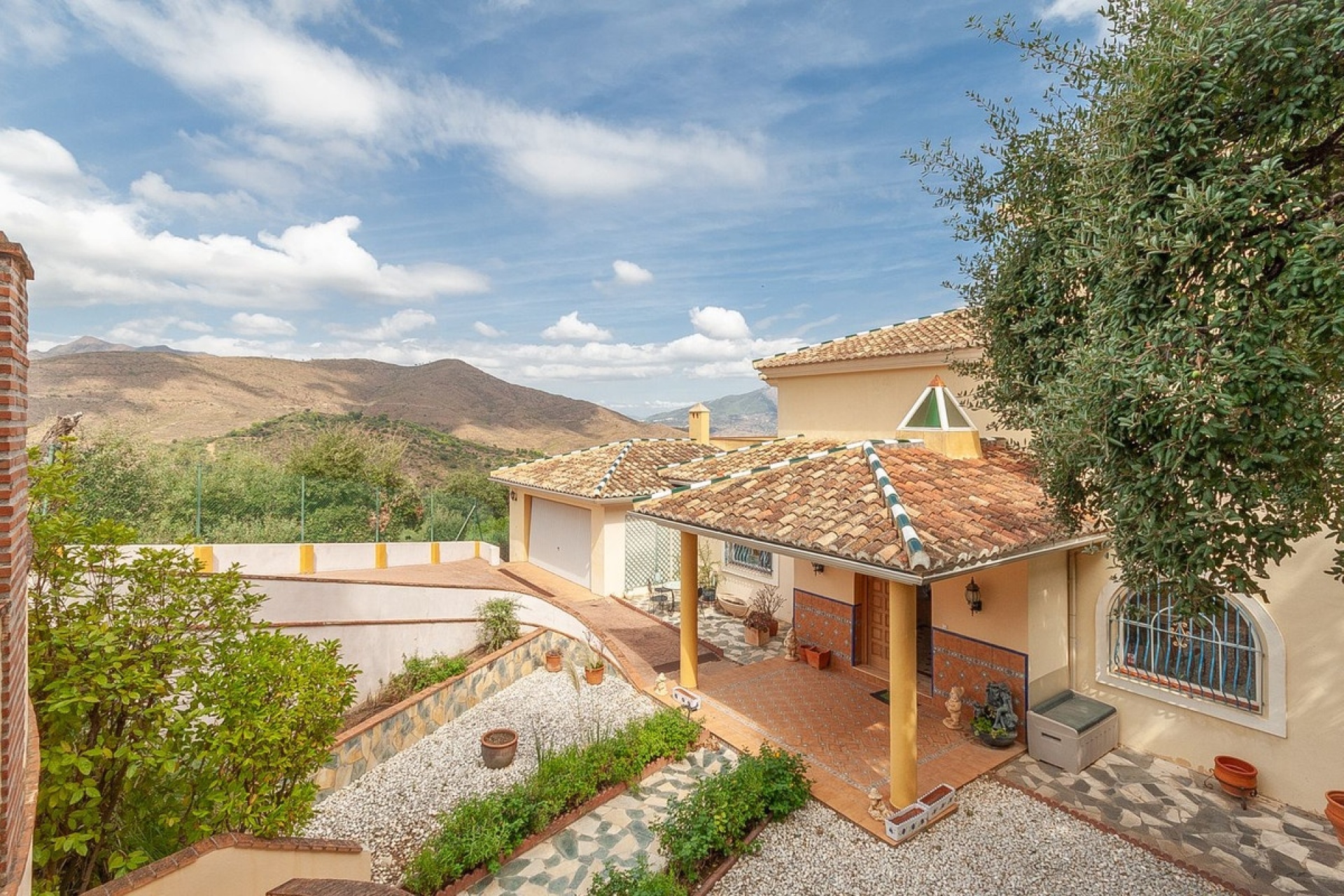 Wiederverkauf - Villa - Marbella - La Mairena