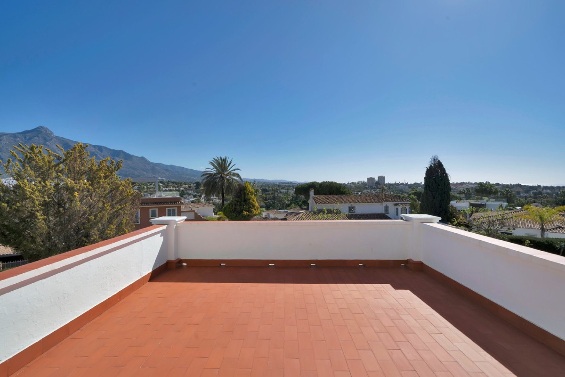 Wiederverkauf - Villa - Marbella - Las Brisas