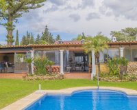 Wiederverkauf - Villa - Marbella - Las Chapas