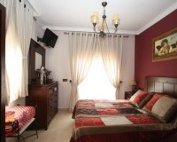 Wiederverkauf - Villa - Marbella - Las Chapas