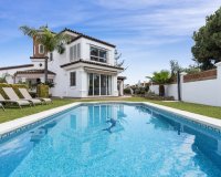 Wiederverkauf - Villa - Marbella - Las Chapas