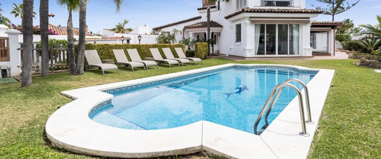 Wiederverkauf - Villa - Marbella - Las Chapas
