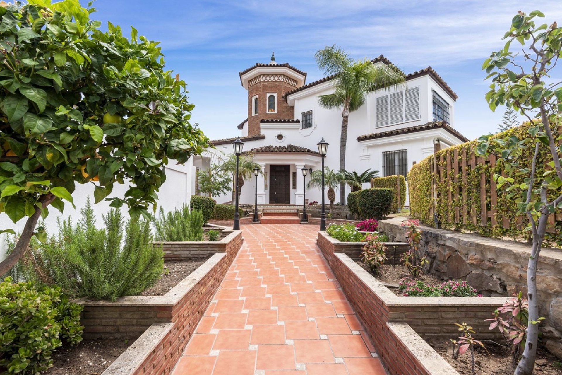 Wiederverkauf - Villa - Marbella - Las Chapas