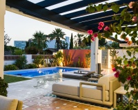 Wiederverkauf - Villa - Marbella - Las Chapas